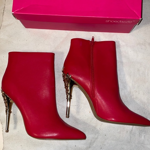 Red & gold booties BNWT - Picture 3 of 7